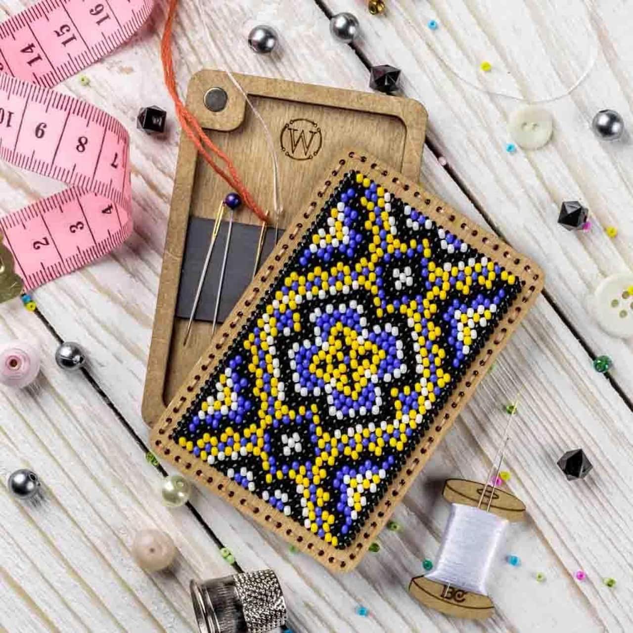 Wonderland Crafts for Creating a Pin Cushion Kit